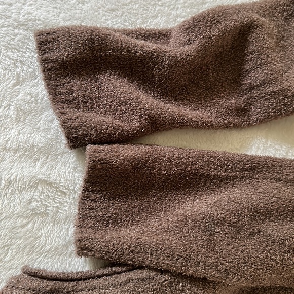 Barefoot Dreams Island Wrap - Picture 5 of 9